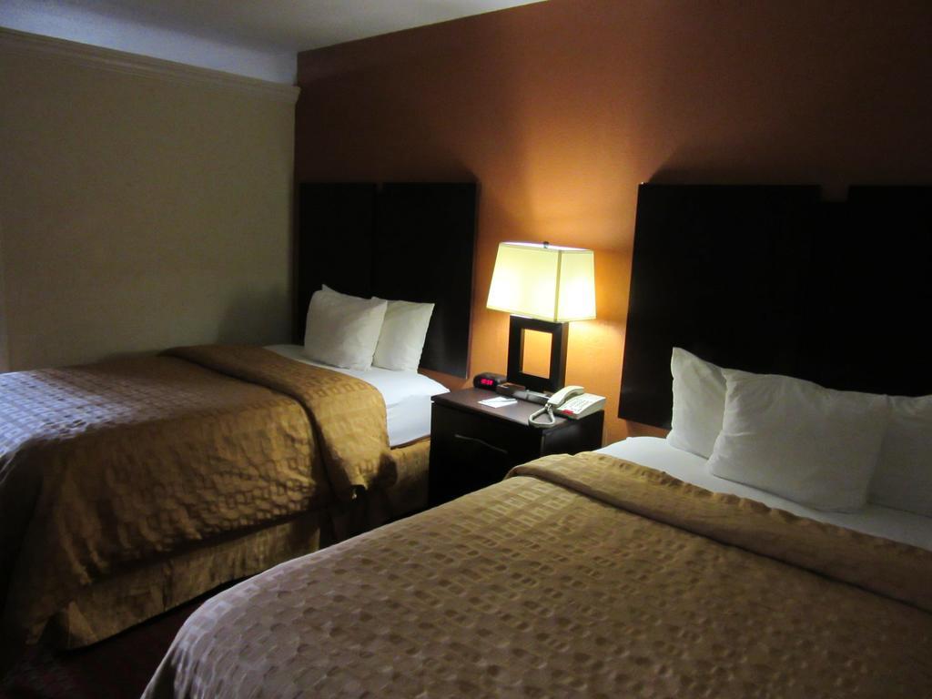 Clarion Suites Augusta Kamer foto